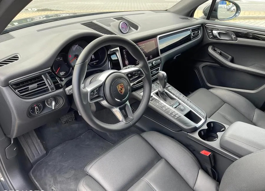 Porsche Macan cena 259800 przebieg: 8940, rok produkcji 2021 z Gliwice małe 667